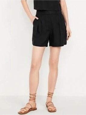 Old Navy Linen Blend Black Classic Pleated Trouser Shorts Size M Minimalist